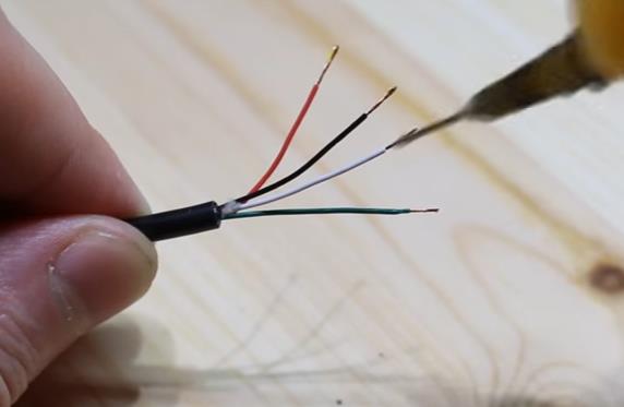 Как сделать ремонт провода iPhone 5 своими руками