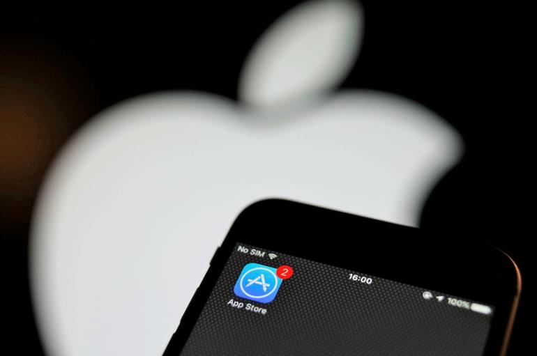 Верховный суд США признал магазин приложений App Store монополией и разрешил пользователям подавать антимонопольные иски к Apple